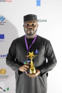 The Cross River State Governor, Sen. Prince Bassey Edet Otu, has received the 2024 award of the most MSME-friendly Governor of the Year by the Small and Medium Enterprises Development Agency of Nigeria (SMEDAN) at the National MSME Conference 2024, in Abuja.