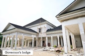 Governors lodge in calabar; Governor Otu Inspect ongoing Infrastructure Projects in calabar awaiting commissioning