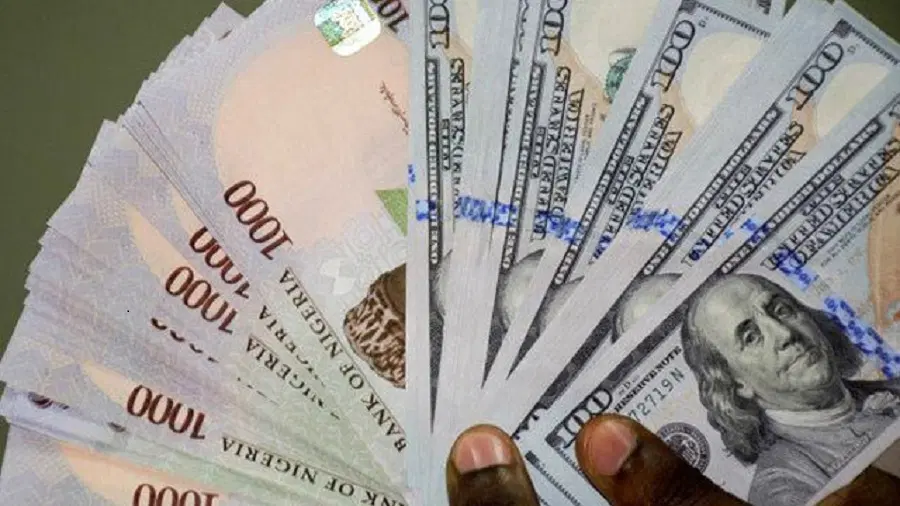 Naira Falls to N1,670 per Dollar in Parallel Market