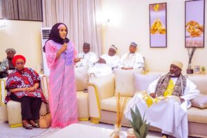 Betta Edu among others break Ramadan fast with UNICAL Chancellor

 