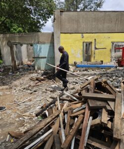 rushed to Lagos from Abuja after the call this morning and headed straight to the property