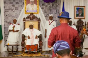 Edidem Ekpo Okon Abasi Otu V, the Obong of Calabar, received the members of the House of Representatives Committee on Constitutional Review