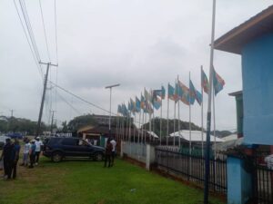 APC in Cross River 35 chapter chairmen and secretaries protested and have blocked the party's state office demanding resignation of Alphonsus 