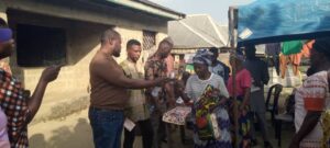 Comrade Elisha Okon distributed Christmas gifts to 30 vulnerable women in Idundu Ward Akpabuyo local Government 