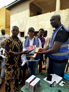 Dr. Martha Agba Supports APC E-Registration Exercise in Obudu with Phones, Materials, and ₦500,000 bringing together party leaders.