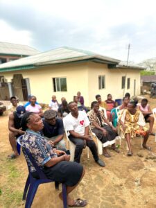 Special Assistant on Climate Change and Green Economy, Calabar Municipality, Racheal Bassey, has celebrated the New Year with Zone 1 Polling Unit members in Ward 6, as part of a grassroots appreciation visit.