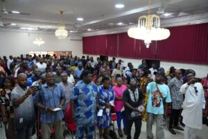 Leaders present in the Calabar Municipal APC stakeholders Meeting included the APC Calabar Municipal Chapter Chairman, Chief Emmanuel Mbora, alongside his executives; the Former Mayor of Calabar Municipality and DG Infrastructure CRS, Chief Nta Effefiong Eke; Ntufam Maurice Iso; Rt. Hon. Effa Esua; the Vice Chairman of Calabar Municipality, Hon. Okon Nyong; Captain Otu Ita; Mr. Esu Esu; and other respected party stalwarts and critical stakeholders, with over 500 party members in attendance.